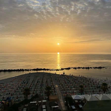 Il Balcone Sul Mare Daire Porto Recanati Dış mekan fotoğraf